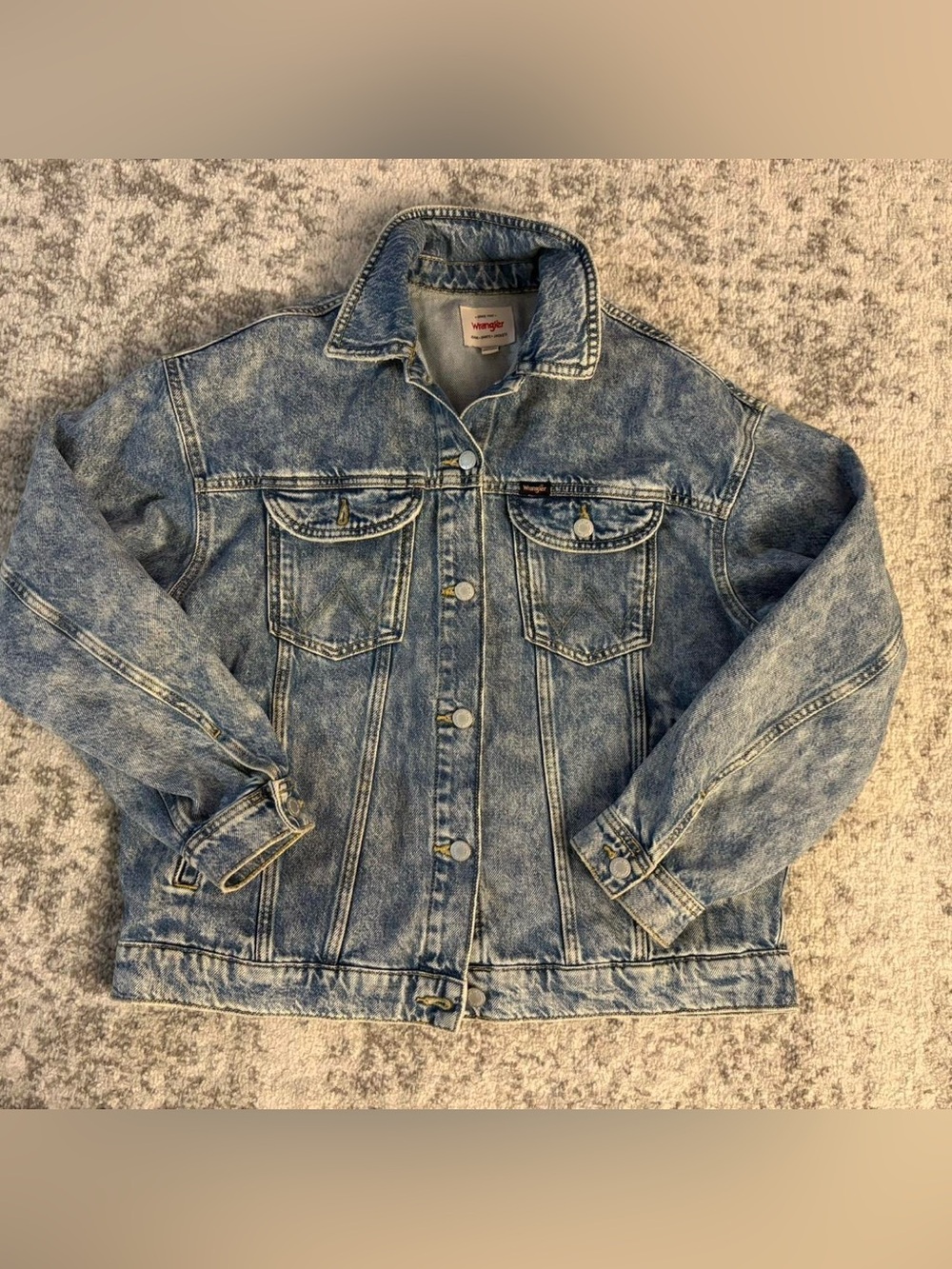 Wrangler blue denim jacket Size Small